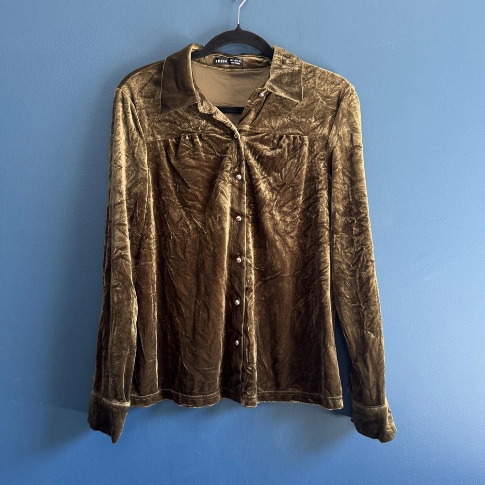 Green Velvet Button Up Women's Size Medium Collared Gothic Shein Retro Whimsy